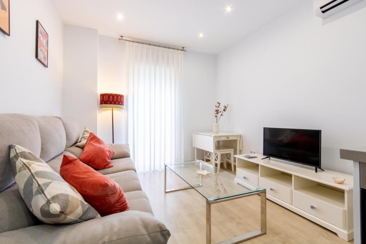 סביליה Charming 2 Bedroom Apartment Triana Bridge By Ocityzen מראה חיצוני תמונה