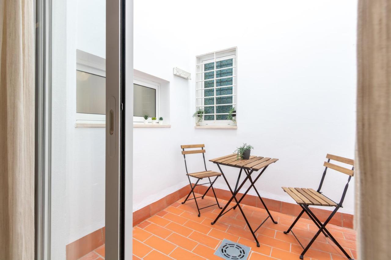 סביליה Charming 2 Bedroom Apartment Triana Bridge By Ocityzen מראה חיצוני תמונה